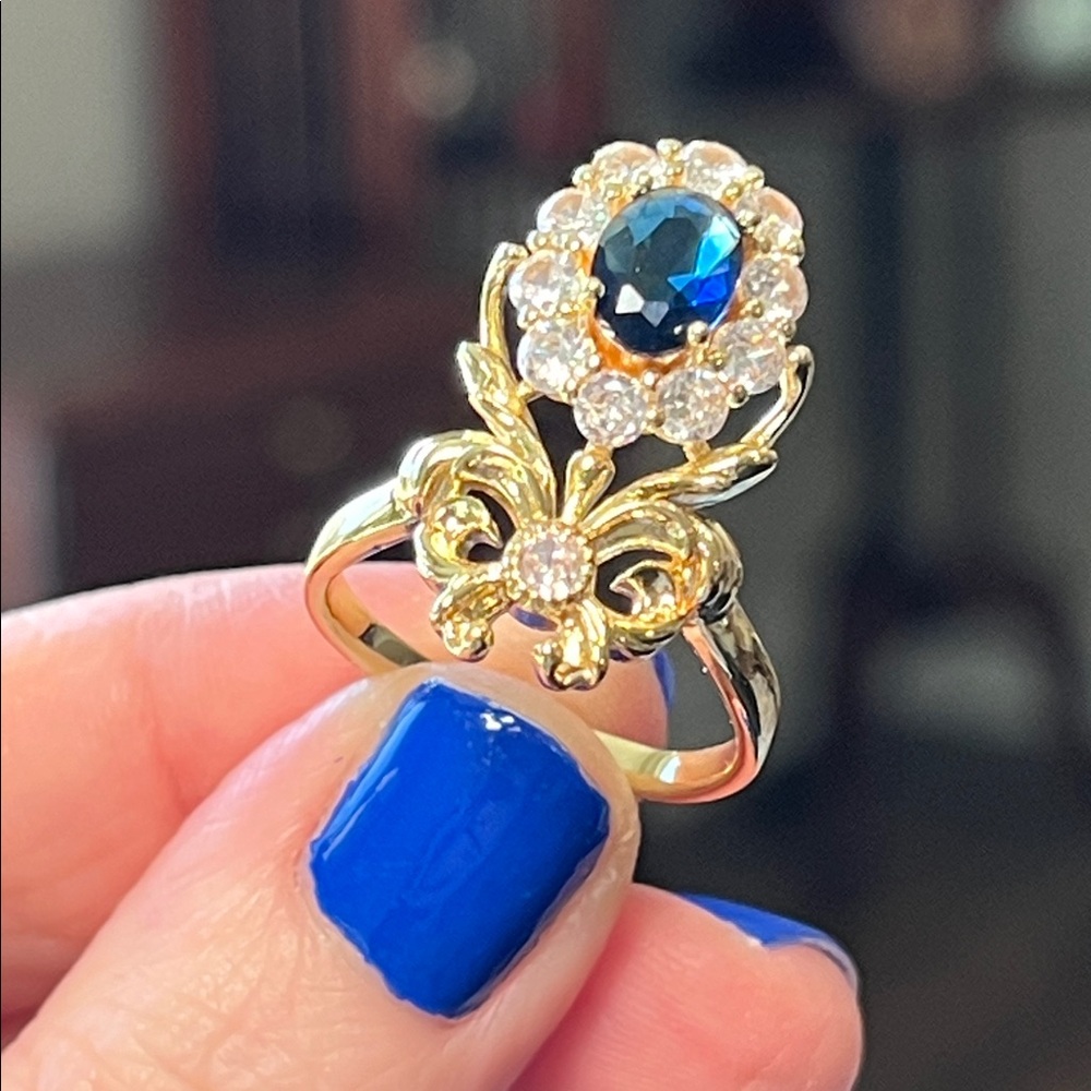 Romantic Victorian Style Faux Blue Sapphire CZ Flower Gold Plated Cocktail Ring